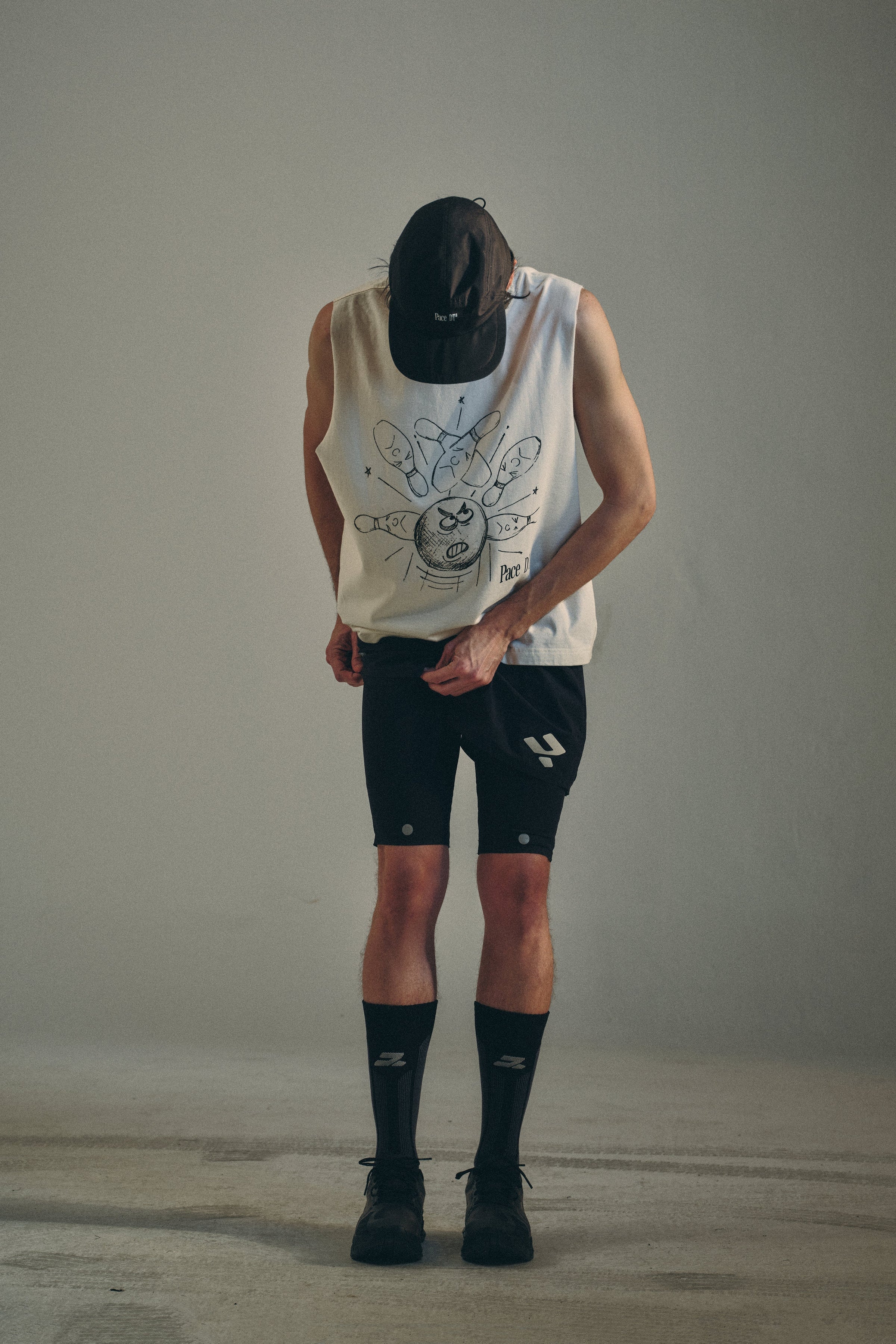 DT2 DRUMMER TANK STRIKE OFF WHITE