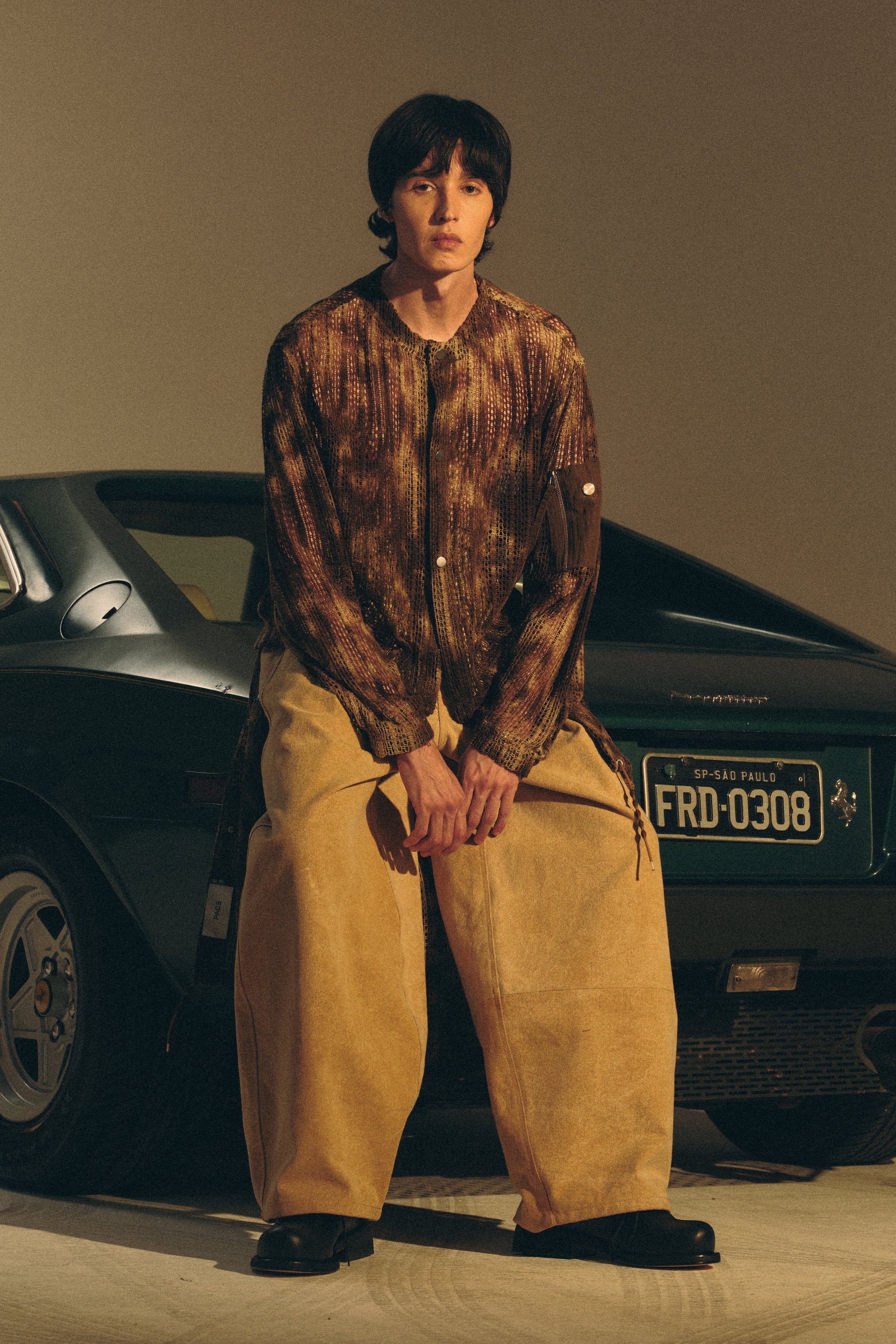 UJI CROCHET SHIRT BROWN