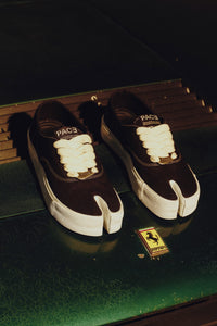 YOSHI'S TABI CANVAS BLACK