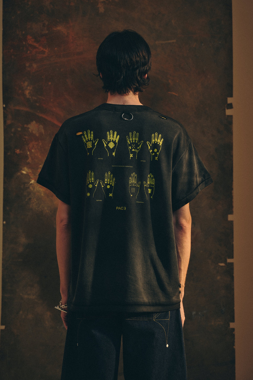 TEE HAJICHI STONE WASHED BLACK