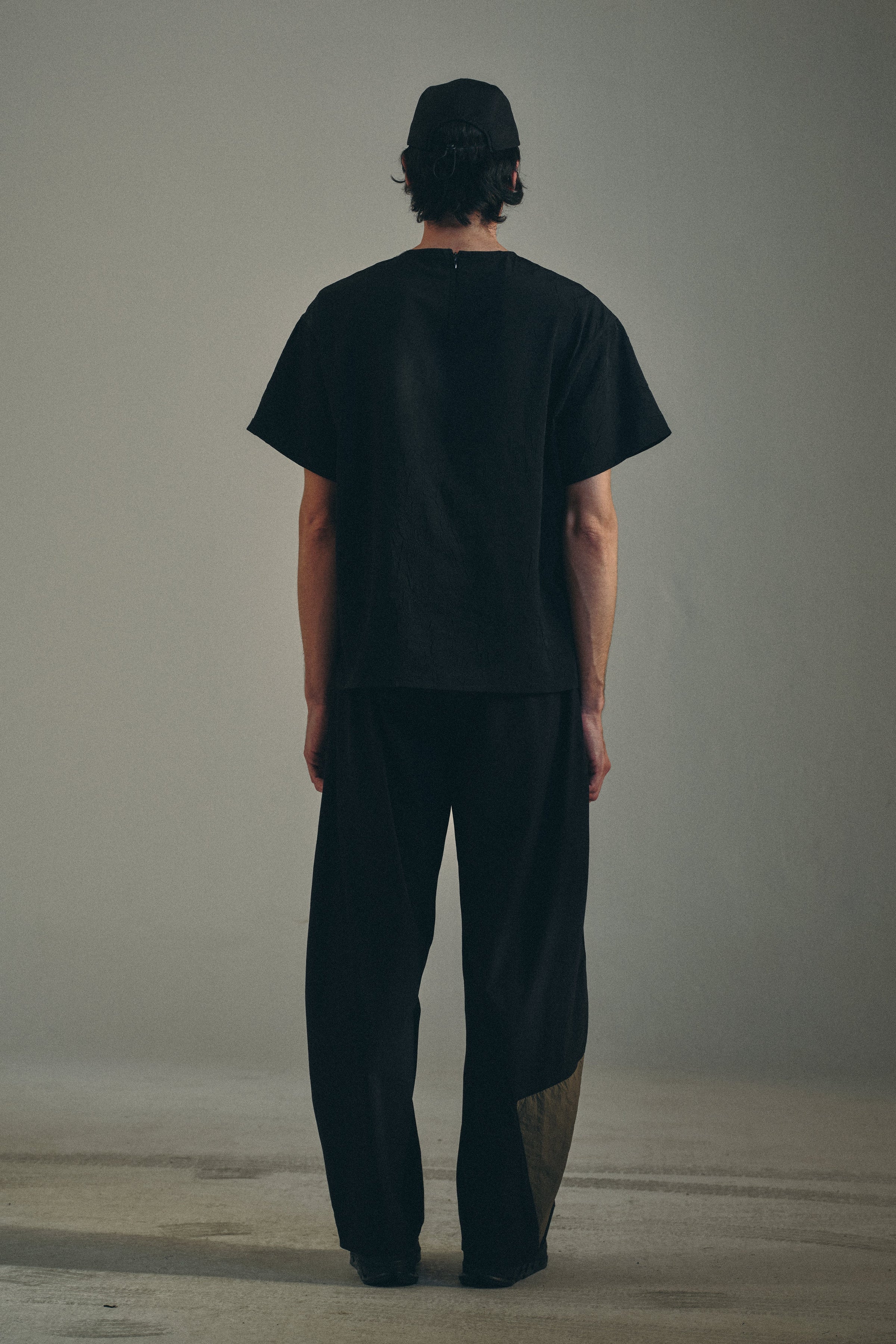 DT2 CURVED PANTS