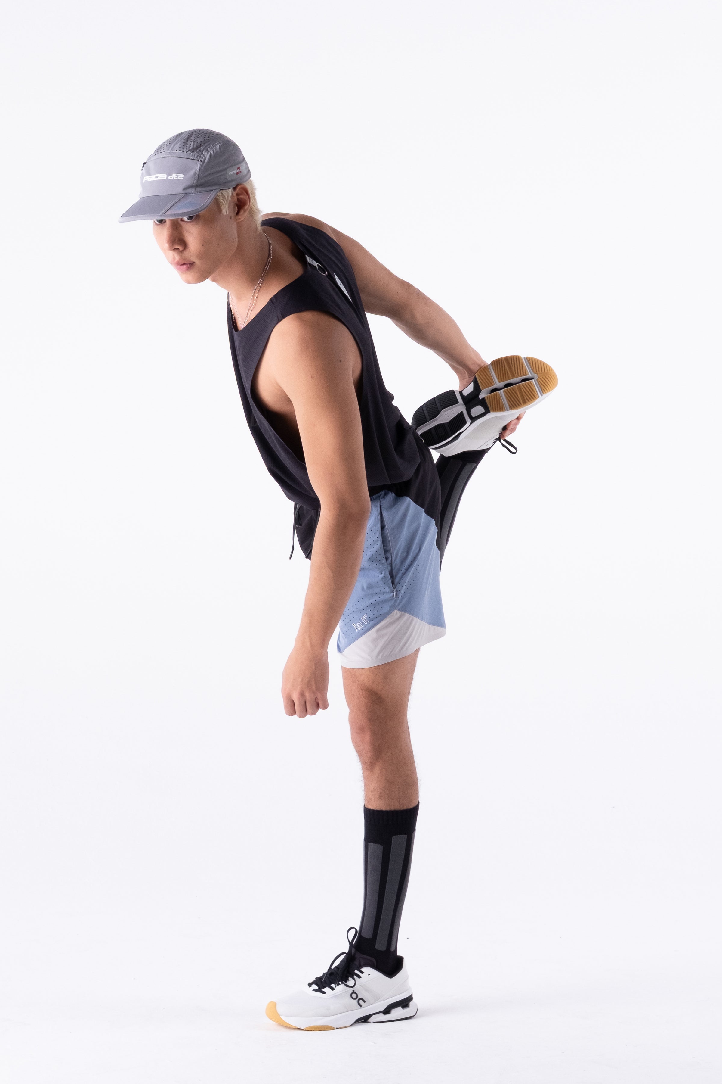 RED BULL DT2 RUNNER HAT SILVER