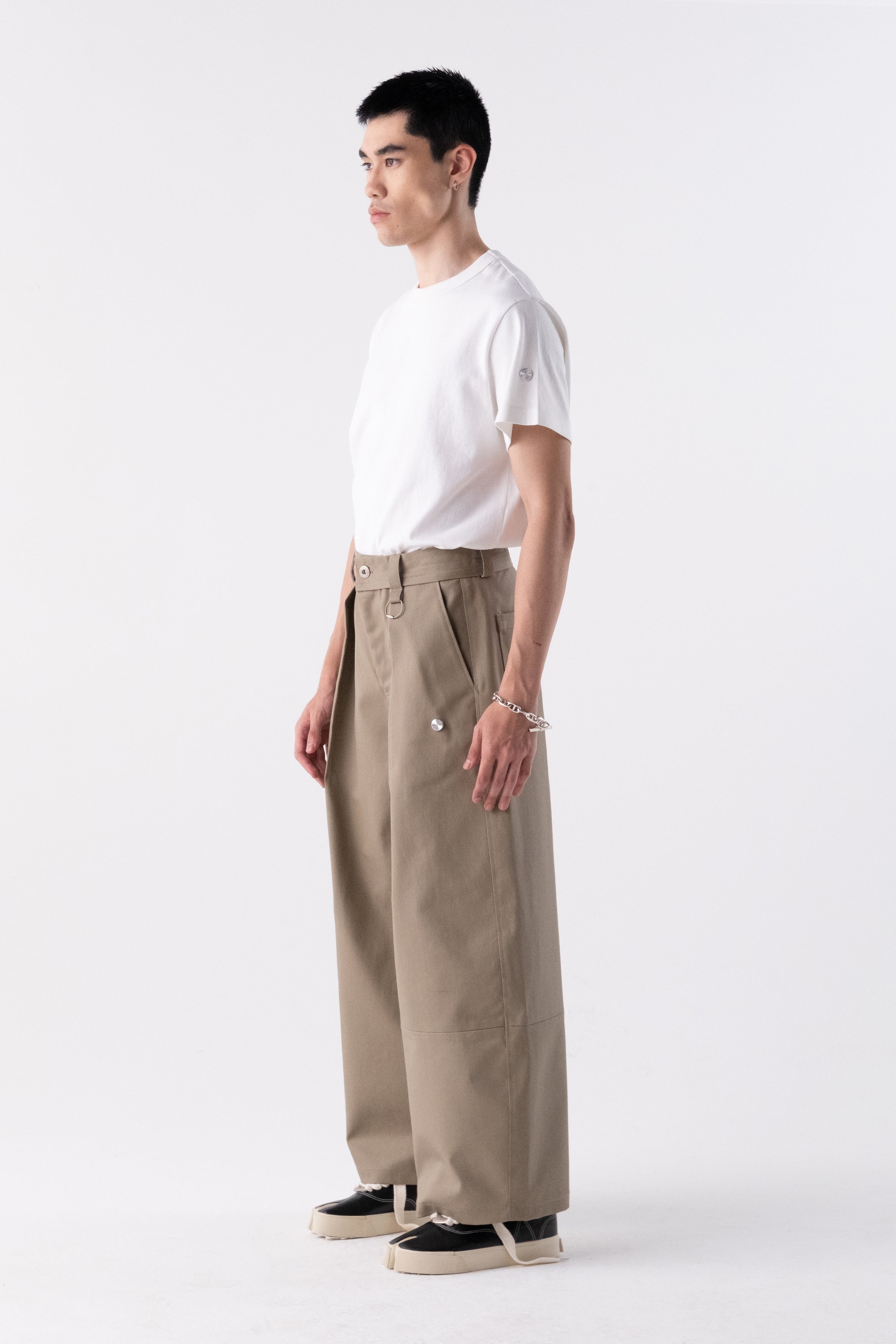 66 PANTS BEIGE