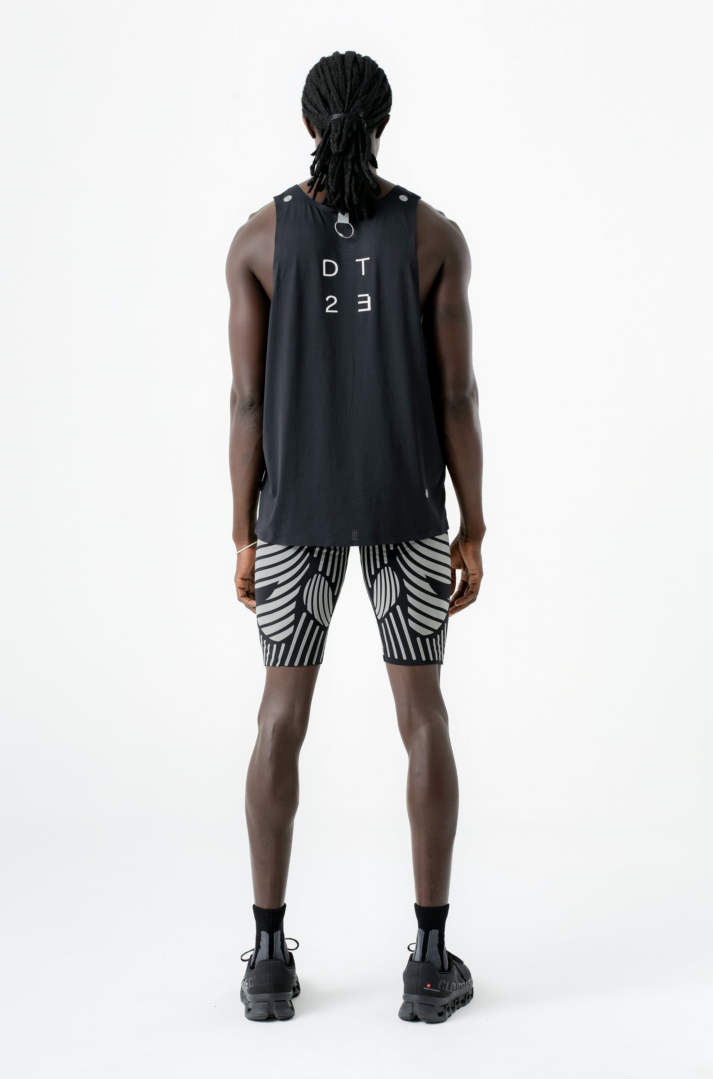 DT2 FORMS COMPRESSION SHORTS