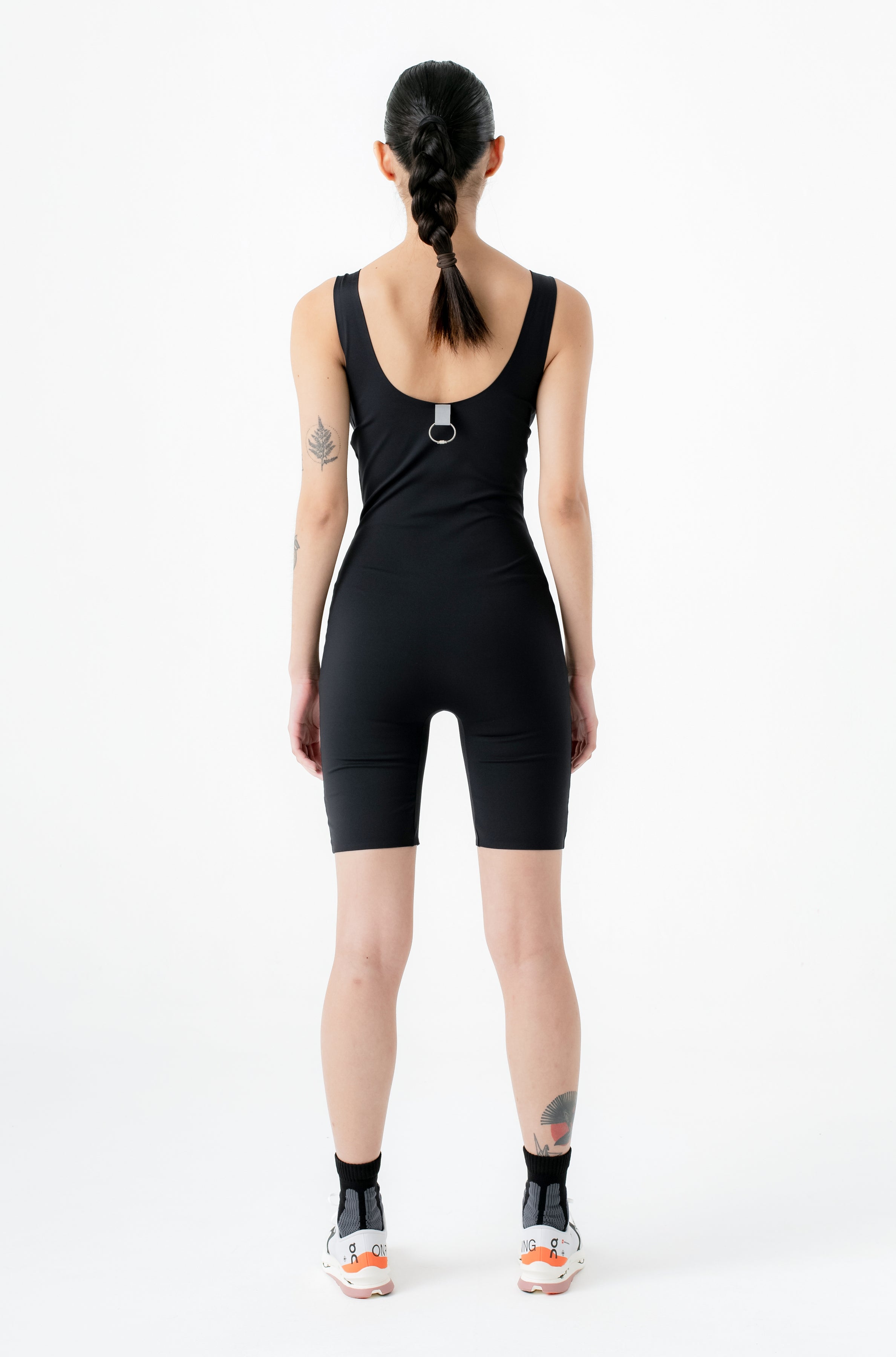 SEAMLESS SHORT BODYSUIT BLACK