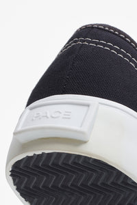 YOSHI'S TABI V2 CANVAS BLACK
