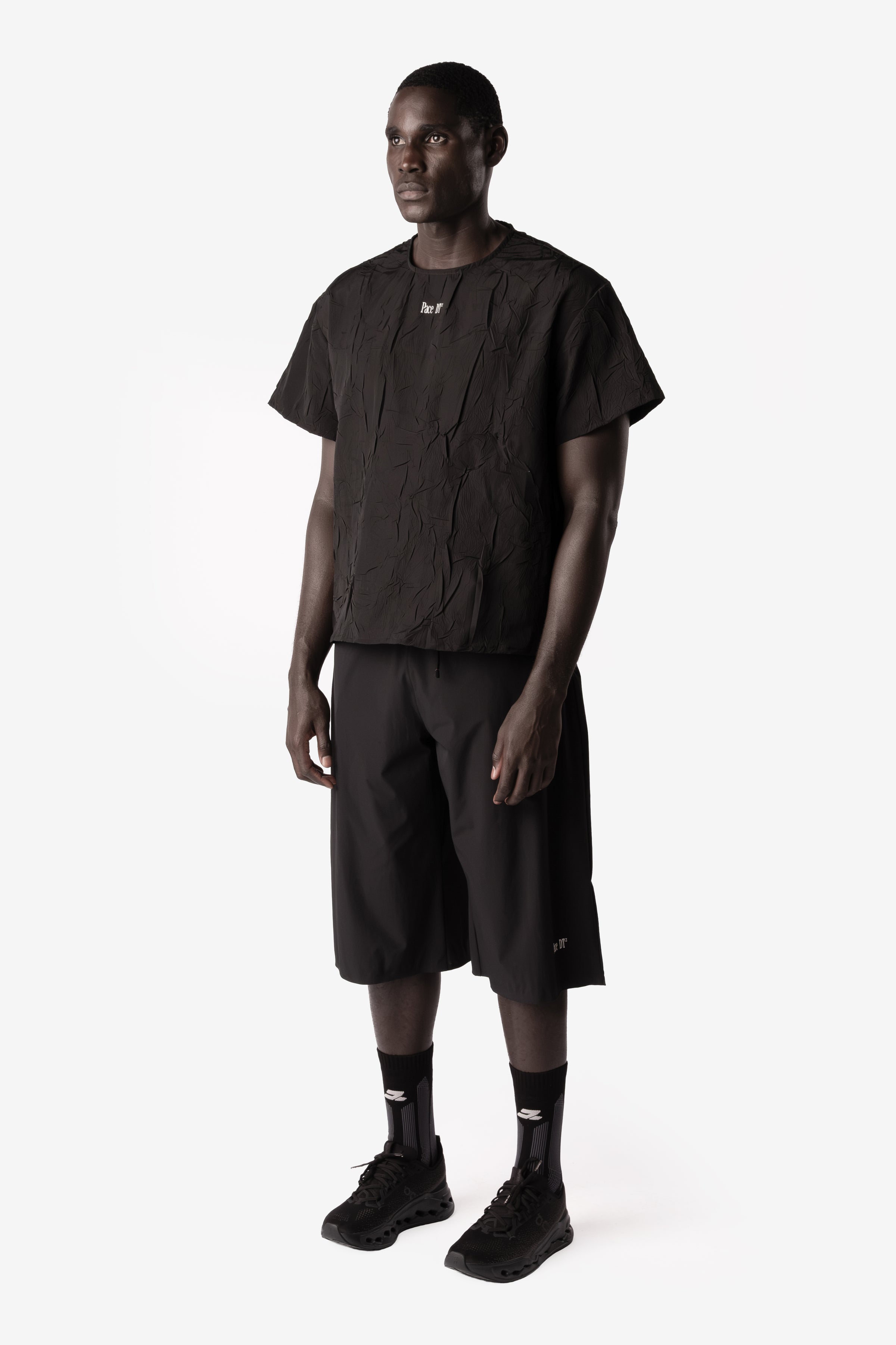 DT2 SHIWA TEE BLACK