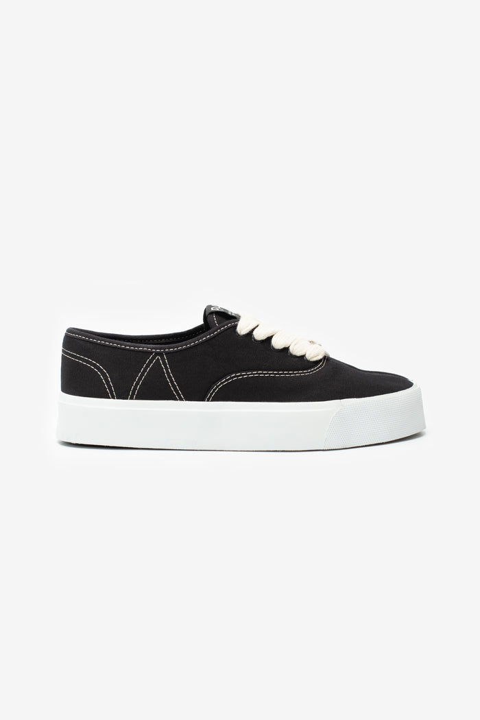 YOSHI'S TABI CANVAS BLACK