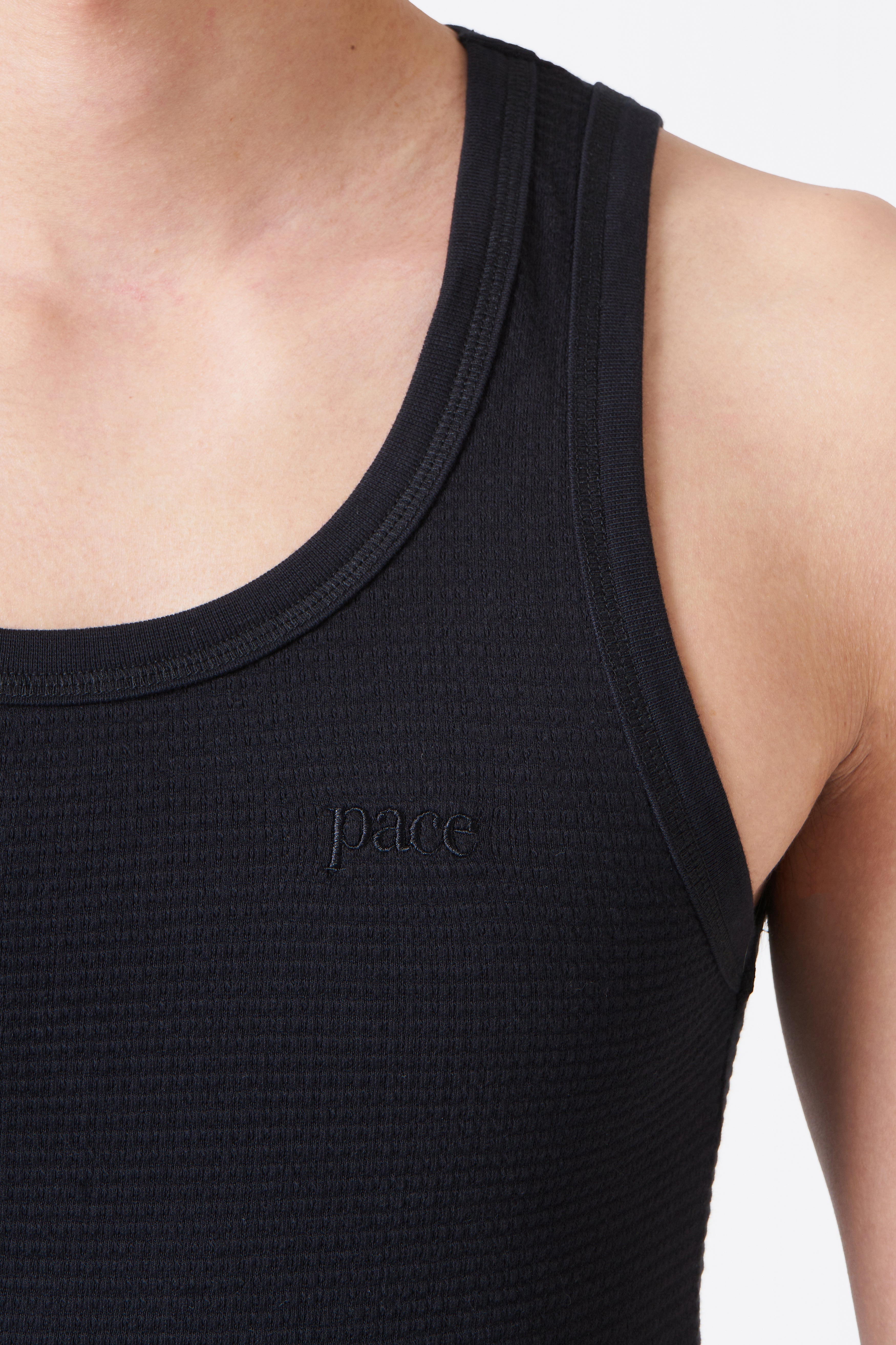 TANK TOP WAFFLE KNIT BLACK – PACE ™