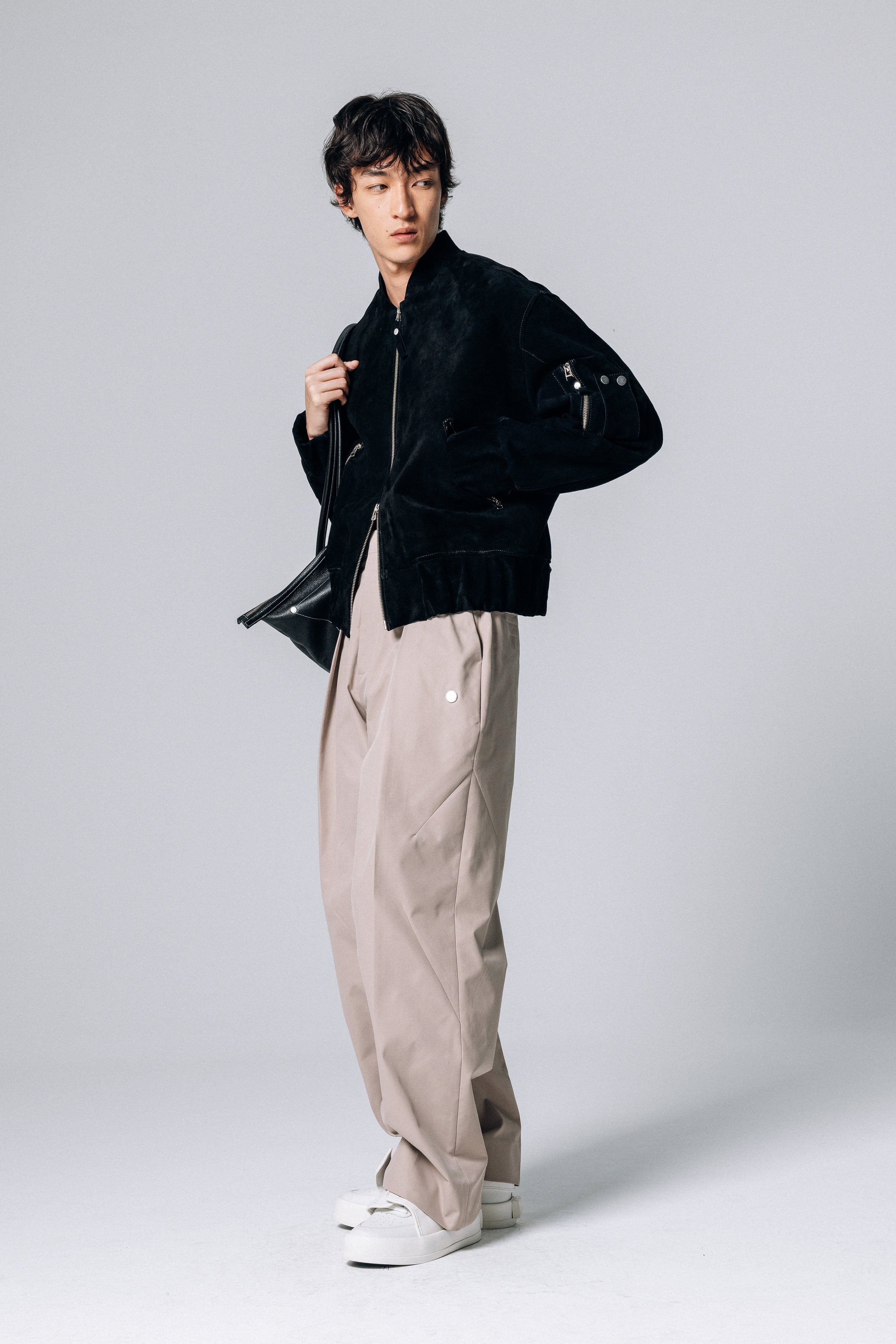 PRÉ VENDA - GOAT SKIN BOMBER BLACK