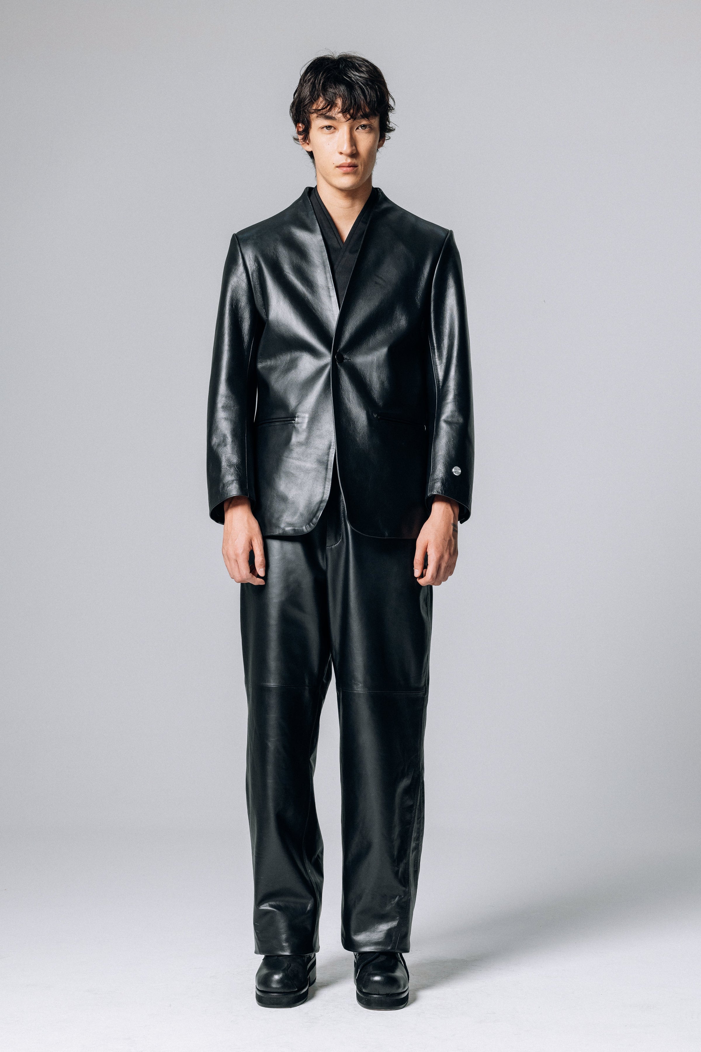 PRÉ VENDA - KIMONO LEATHER SUIT BLACK