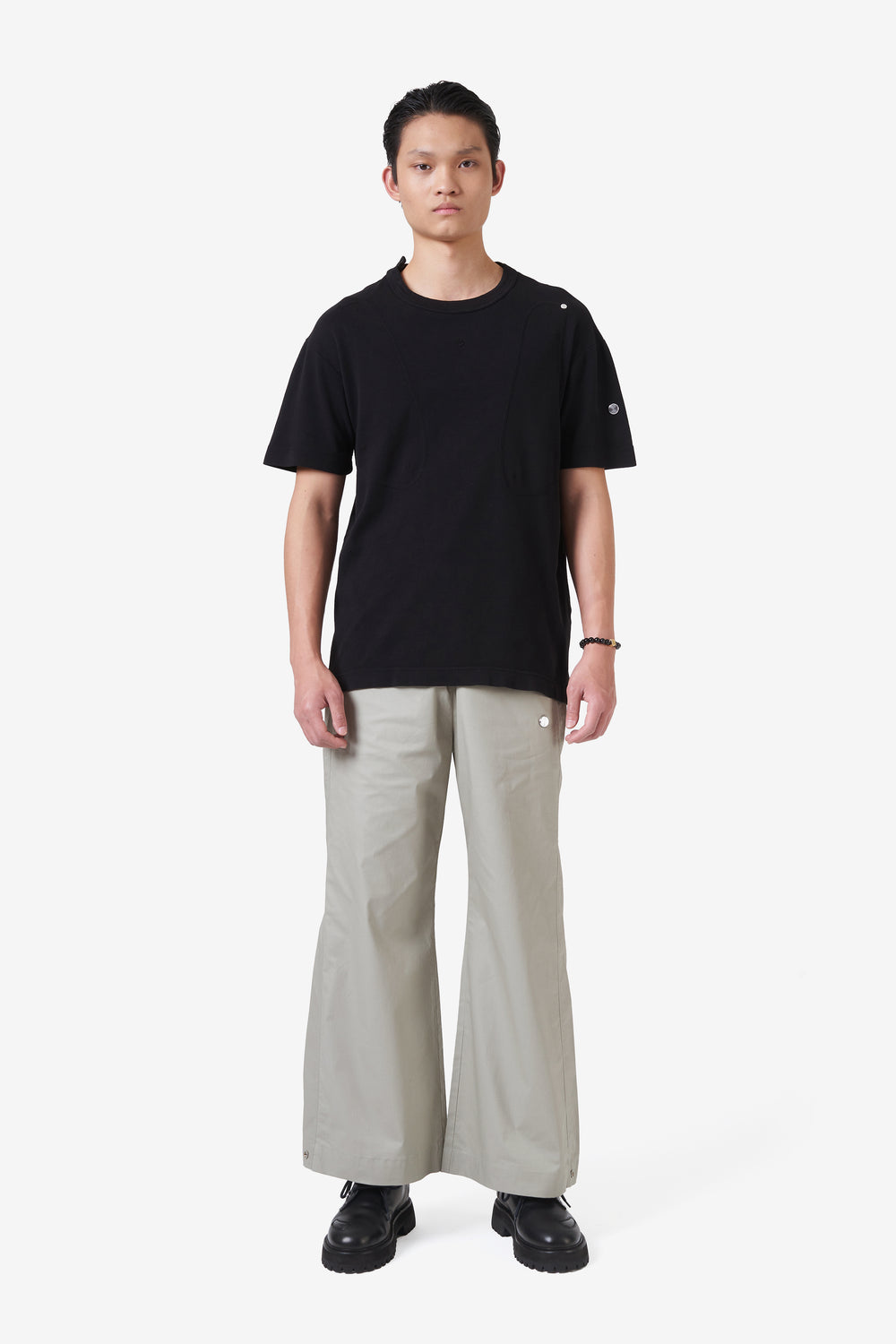 FIELD T-SHIRT BLACK