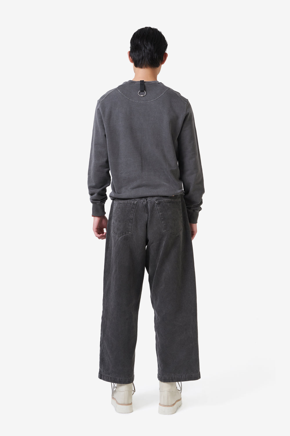 CREWNECK STONE WASHED BLACK