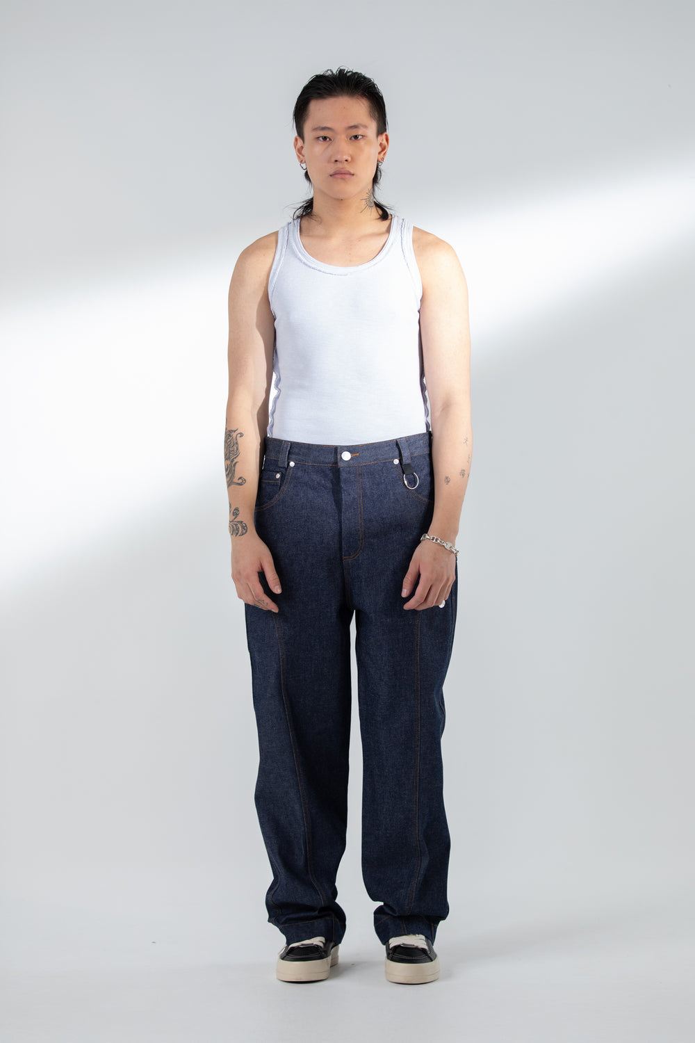 UJI RELAXED FIT JEANS RAW DENIM