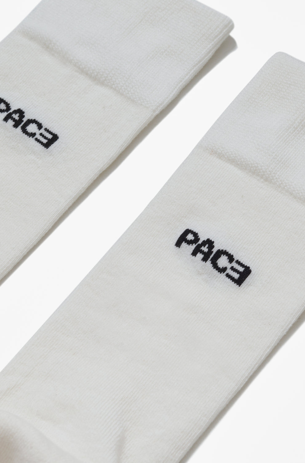 PACE TABI SOCKS OFF WHITE