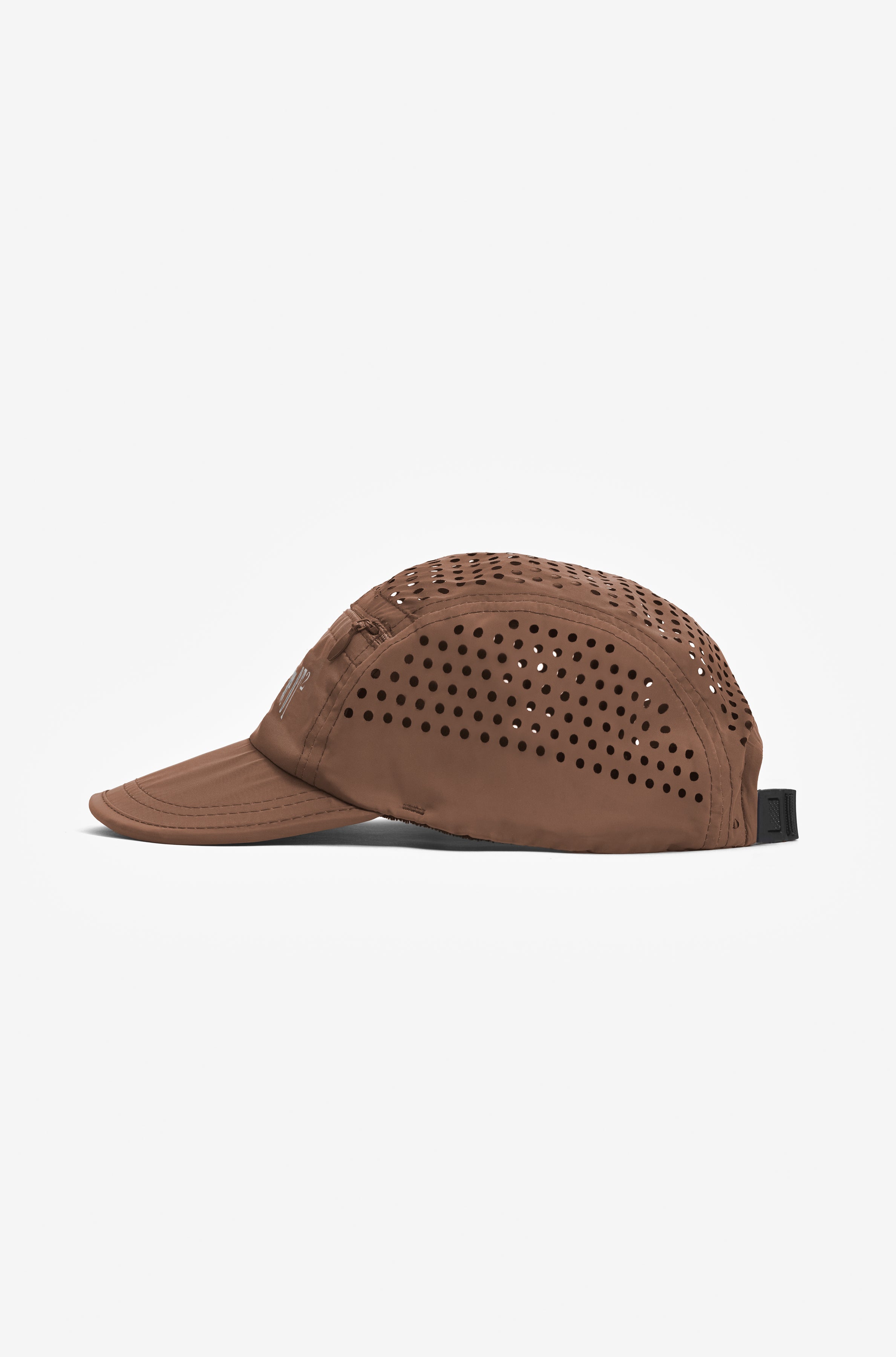 DT2 RUNNER HAT V2 BROWN