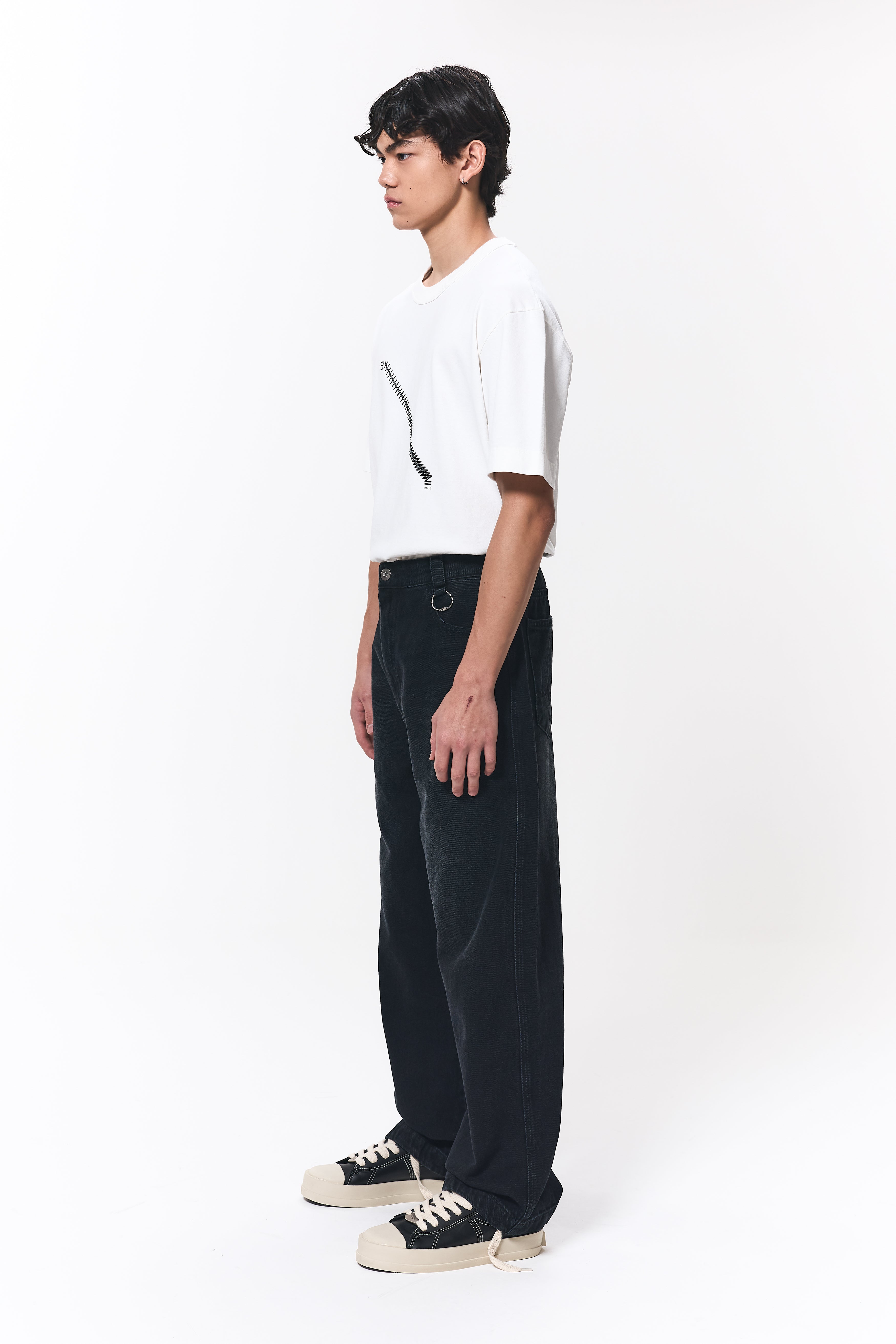 BLACK STRAIGHT JEANS – PACE ™