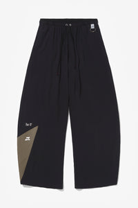 DT2 CURVED PANTS