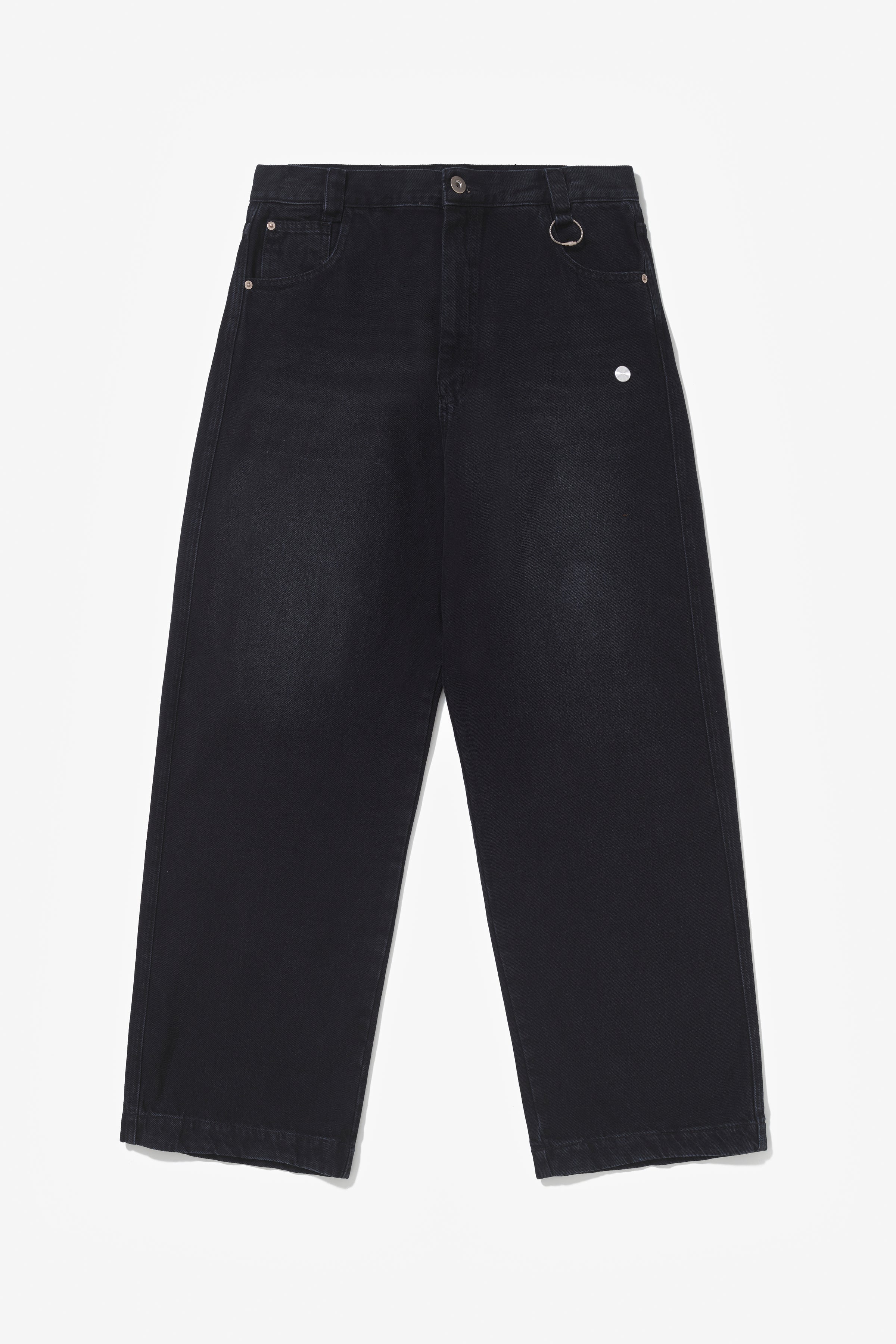 BLACK STRAIGHT JEANS