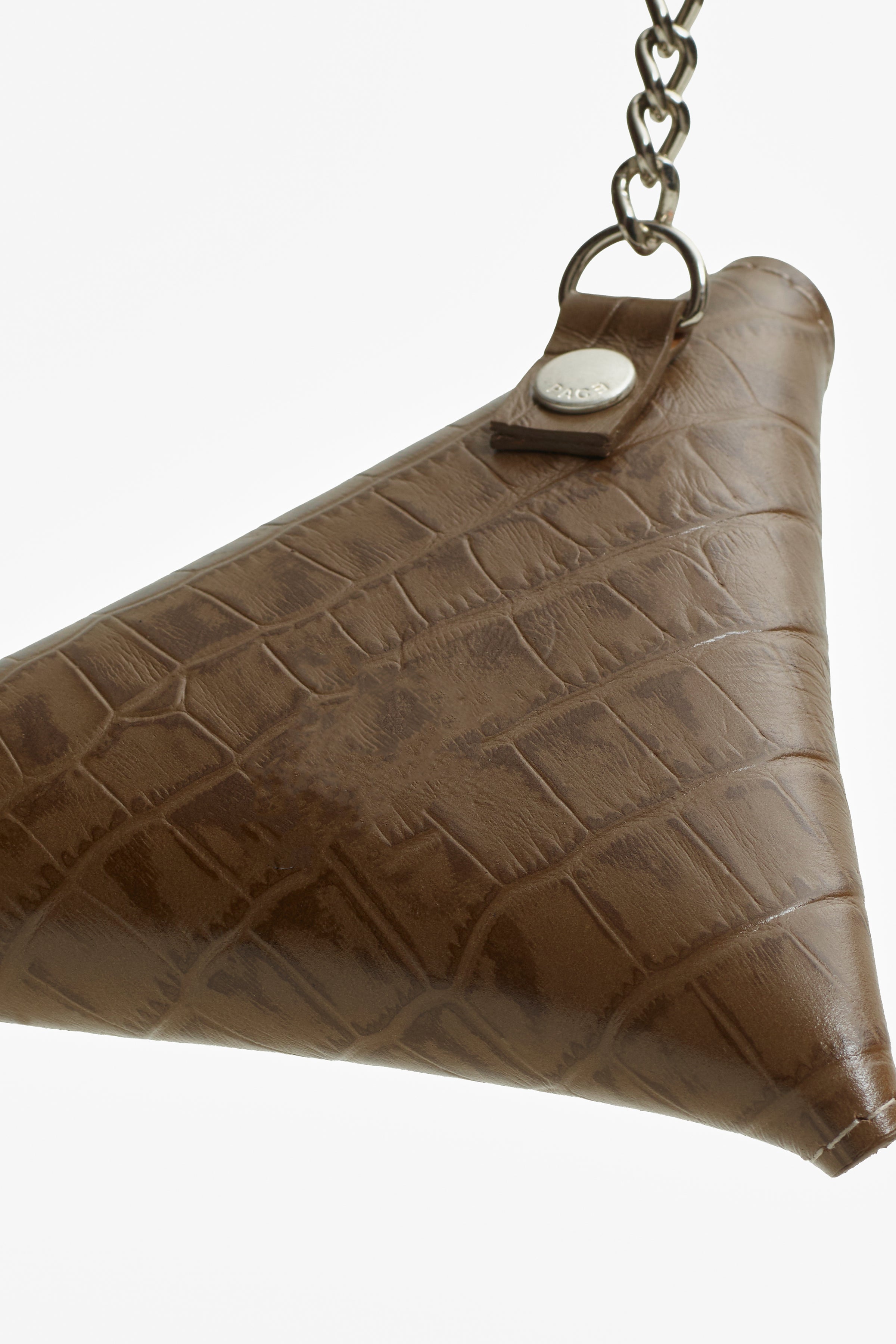 ONIGUIRI COIN POUCH CROCO LEATHER BROWN